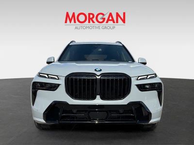 2026 BMW X7 — photo 8 view
