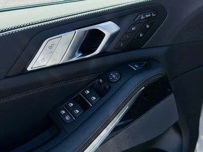 2026 BMW X7 — photo 24 view