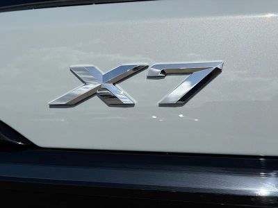 2026 BMW X7 — photo 11 view