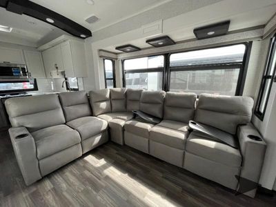 2025 Jayco North Point - Photo 9
