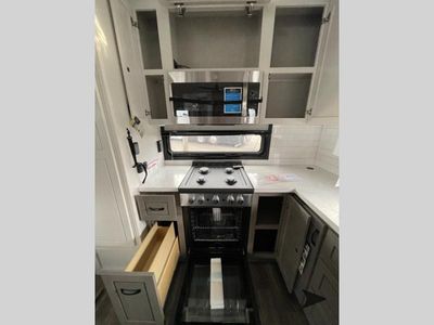 2025 Jayco North Point - Photo 20