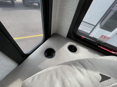 2025 Jayco North Point - Photo 10