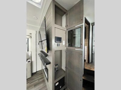 2025 Jayco North Point - Photo 28