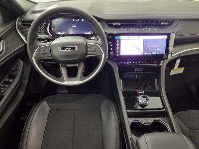 2026 Jeep Grand Cherokee — photo 12 view