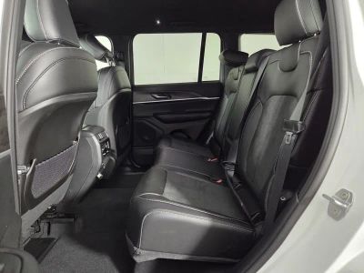 2026 Jeep Grand Cherokee — photo 11 view