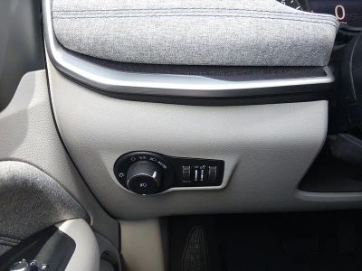 2022 Jeep Compass - Photo 13