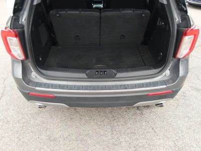 2023 Ford Explorer — photo 11 view