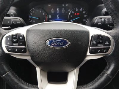 2023 Ford Explorer — photo 12 view