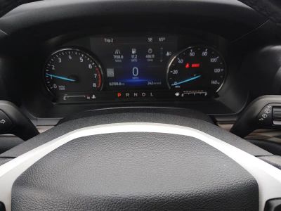 2023 Ford Explorer — photo 14 view
