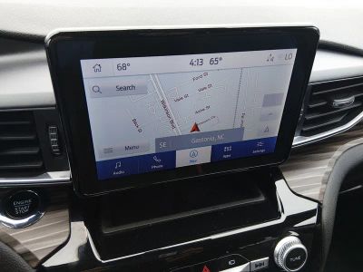 2023 Ford Explorer — photo 17 view