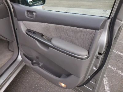 2007 Toyota Sienna — photo 12 view