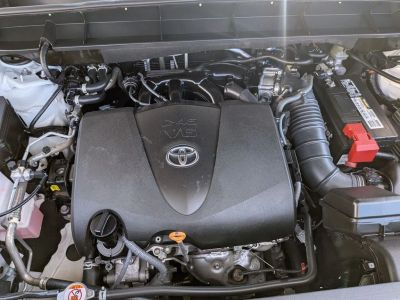 2022 Toyota Highlander - Photo 10