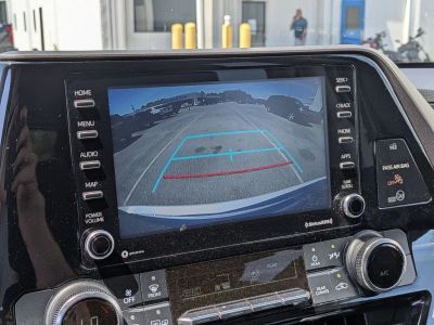 2022 Toyota Highlander - Photo 19