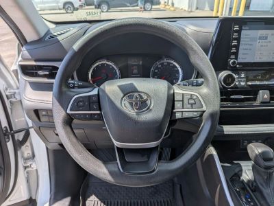 2022 Toyota Highlander - Photo 11