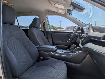 2022 Toyota Highlander - Photo 23