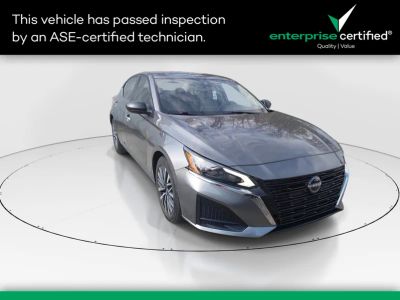 2024 Nissan Altima 2.5 SV Sedan — front three-quarter view