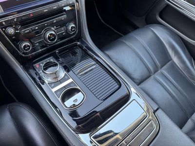 2014 Jaguar XJ-Series - Photo 14