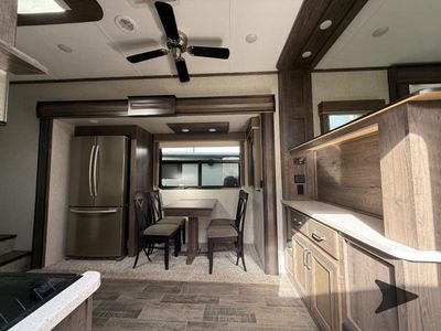 2018 Keystone RV Montana High Country - Photo 13