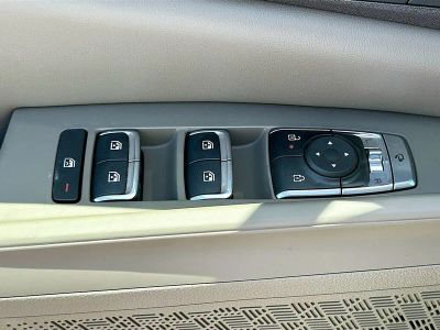 2026 Kia Carnival Hybrid — photo 18 view