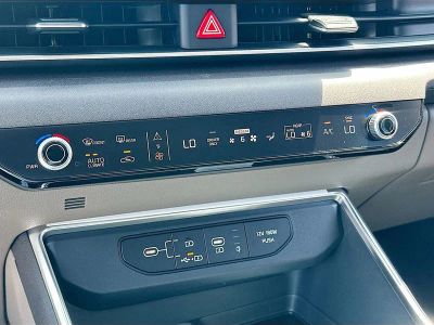 2026 Kia Carnival Hybrid — photo 16 view