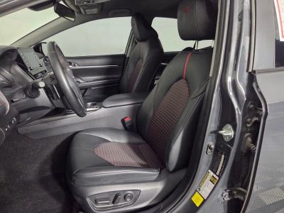 2023 Toyota Camry — photo 10 view