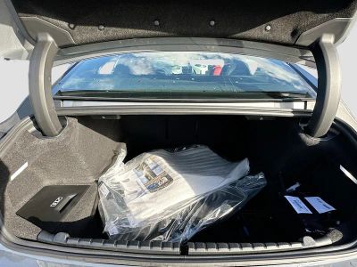 2026 BMW 8 Series — photo 21 view
