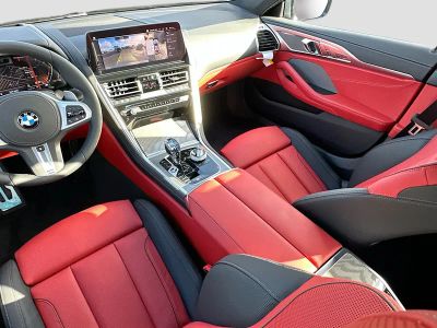 2026 BMW 8 Series — photo 18 view