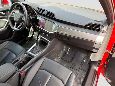 2025 Audi Q3 - Photo 14