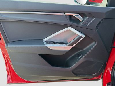 2025 Audi Q3 - Photo 22