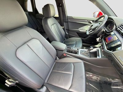 2025 Audi Q3 - Photo 15