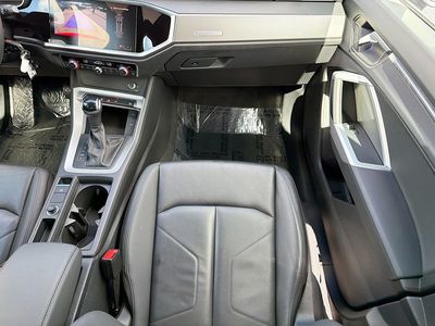 2025 Audi Q3 - Photo 18