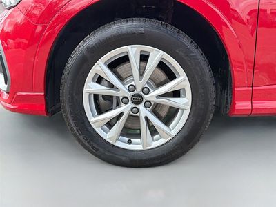 2025 Audi Q3 - Photo 42