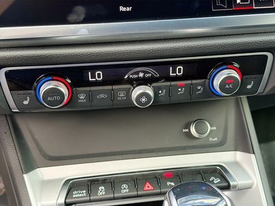 2025 Audi Q3 - Photo 34