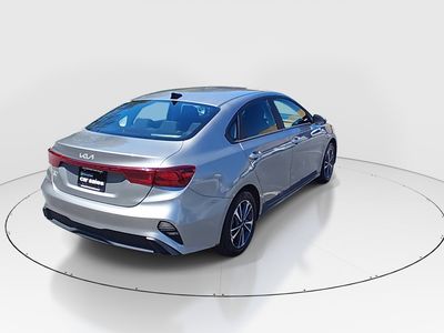 2024 Kia Forte — photo 7 view