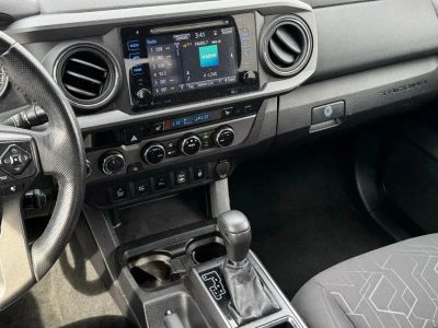 2017 Toyota Tacoma - Photo 26