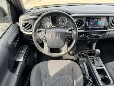 2017 Toyota Tacoma - Photo 20