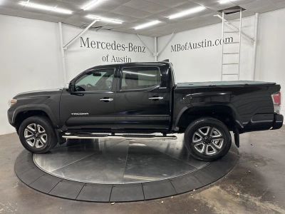 2017 Toyota Tacoma - Photo 4