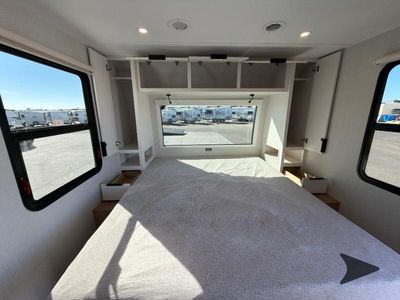 2026 Winnebago Thrive - Photo 37