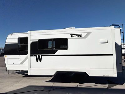 2026 Winnebago Thrive - Photo 6
