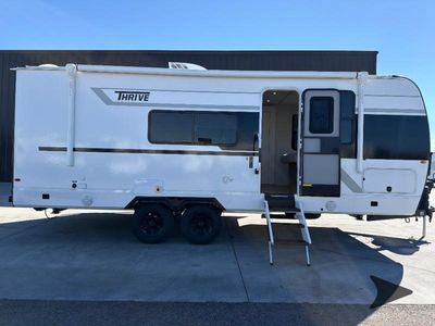 2026 Winnebago Thrive - Photo 3