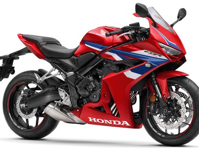 2026 Honda CBR650R E-Clutch - Photo 3