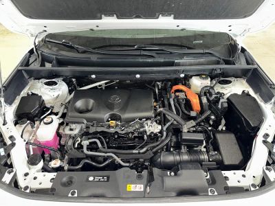 2024 Toyota RAV4 Hybrid — photo 33 view