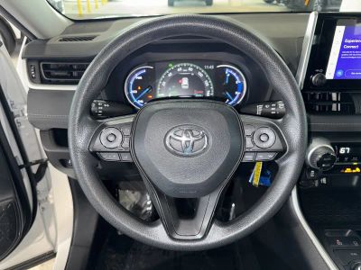 2024 Toyota RAV4 Hybrid — photo 22 view