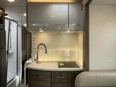 2026 Thor Motor Coach DELANO — photo 10 view