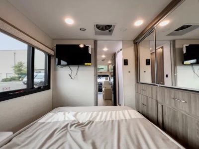 2026 Thor Motor Coach DELANO — photo 22 view