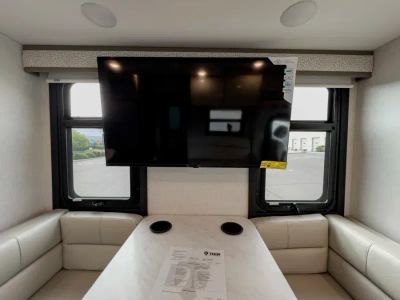 2026 Thor Motor Coach DELANO — photo 9 view