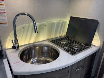 2026 Thor Motor Coach DELANO — photo 11 view