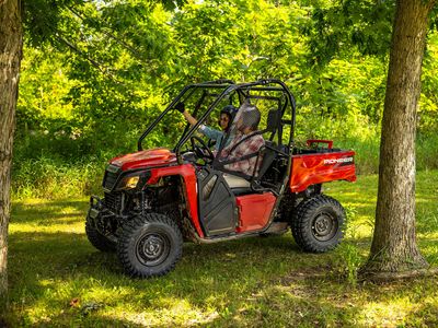 2026 Honda Pioneer 520 - Photo 15