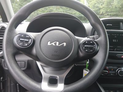 2024 Kia Soul — photo 12 view