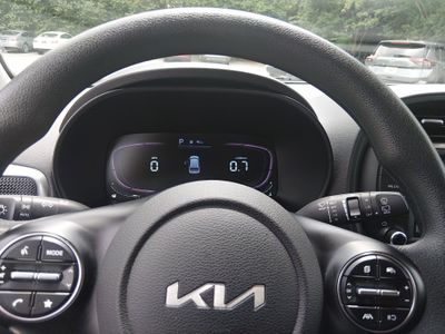 2024 Kia Soul — photo 13 view